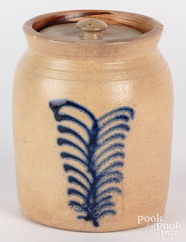 Mid-Atlantic stoneware jar, 19th c., with cobalt f