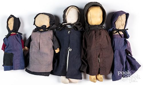 Five Amish dolls, early to mid 20th c., tallest -