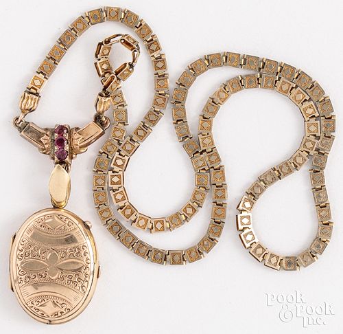 Victorian 10K gold necklace with locket, 7.3 dwt.