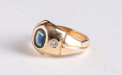 14K gold, sapphire, and diamond ring