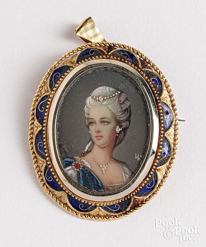 Italian 18K gold and enamel portrait pendant