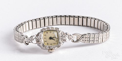 Bulova 14K gold cased wristwatch