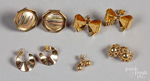 Five pairs of 14K gold earrings, 8 dwt.