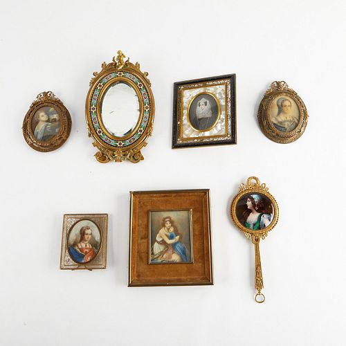 7 Decorative Framed Objects - Portraits & Mirrors