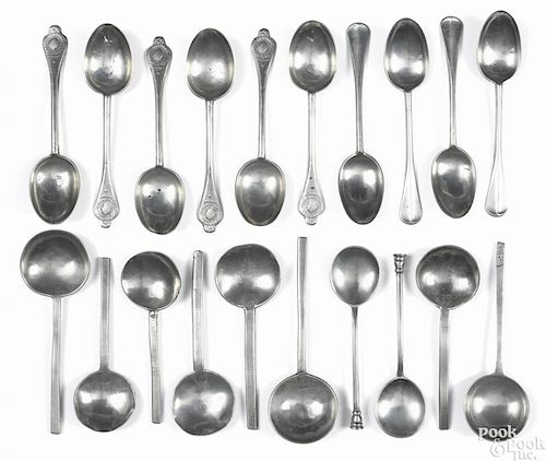 Continental pewter spoons, 18th/19th c. Provenance: The Collection of Frank and Sue Watkins