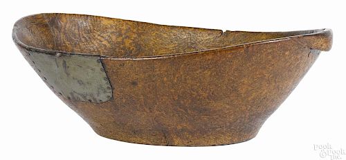 Large New England oval maple burl bowl, ca. 1800, with carved handles, retaining a mellow color