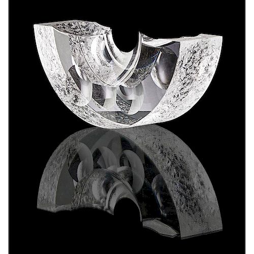 STEVEN WEINBERG Glass sculpture