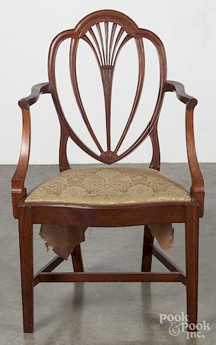 Pennsylvania or Maryland Hepplewhite mahogany armchair, ca. 1800.