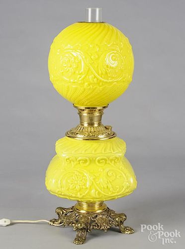 Victorian cast iron and brass canary yellow banquet lamp, 19th c.