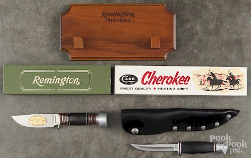 Remington 175th anniversary knife with wall rack in its original box, together with a Case Cherokee