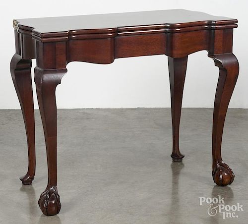 Kindel Winterthur Chippendale style mahogany card table with a serpentine front