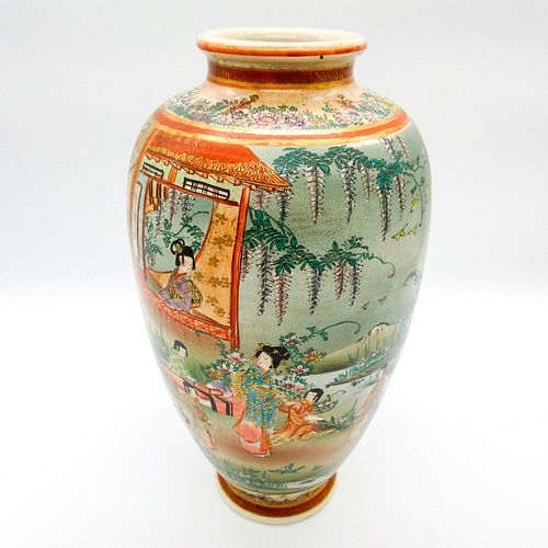 Antique Japanese Satsuma Vase from Rosalind Russell Estate
