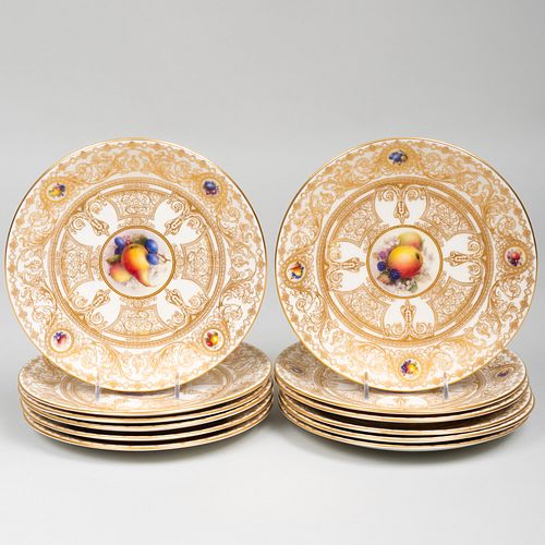 Set of Twelve Worcester Gilt-Decorated Dessert Plates