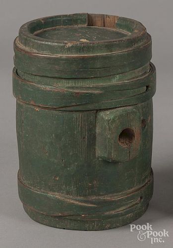 Painted pine rundlet, 19th c., retaining an old green surface, 7'' h.