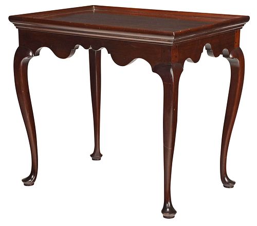 New England Queen Anne Style Mahogany Tea Table