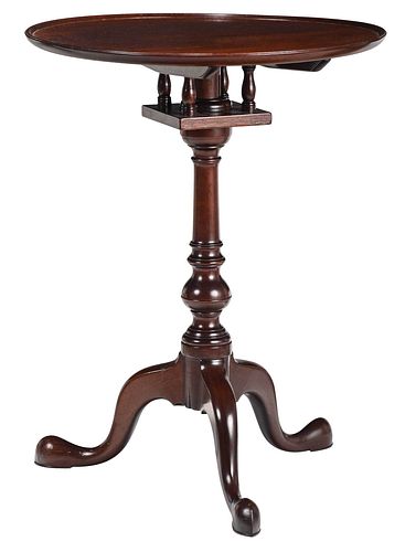 Philadelphia Chippendale Style Dish Top Candlestand