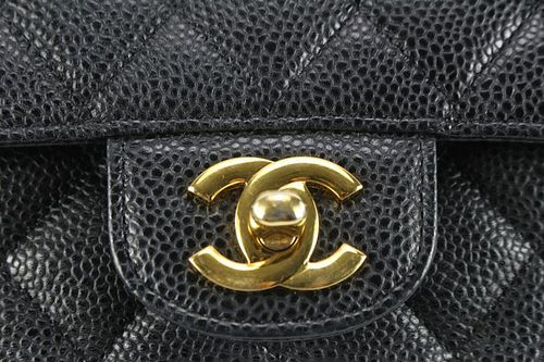 CHANEL BLACK QUILTED CAVIAR LEATHER MEDIUM CLASSIC DOUBLE FLAP GHW
