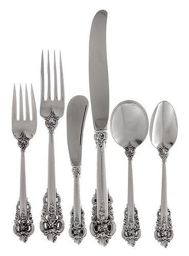 An American Silver Flatware Service, Wallace Silversmiths, Wallingford, CT, Grand Baroque pattern, comprising: 12 dinner knives