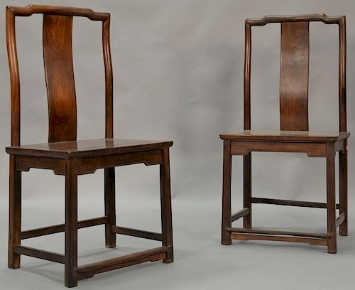 Pair of Oriental hardwood side chairs having continuous yoke back with plain splat and wood seat above mortised apron, hongmu,18th -...