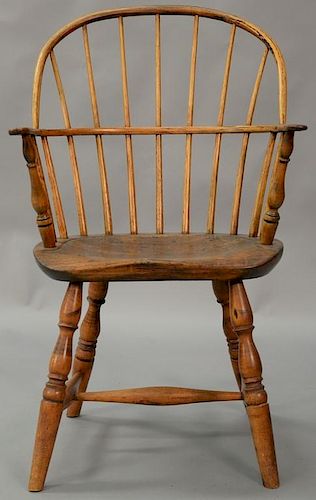 Windsor bowback armchair on bold turned legs. seat ht. 17 1/2in., ht. 36 1/2in.