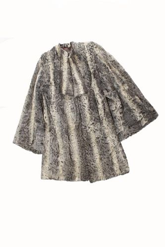 Fred Benioff Furs Ladies Cape Style Fur Coat
