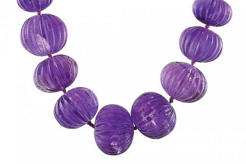 A 1950s Amethyst Bead Necklace