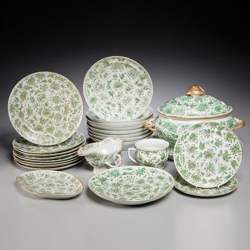 Chinese Export part dinner service