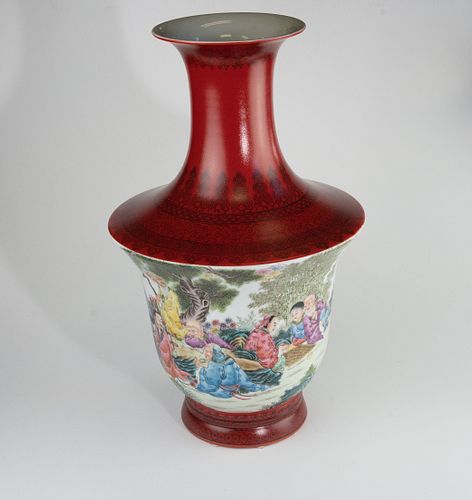 A large Famille-rose Vase~ Qianlong Seal Mark & Period (1736-1795)