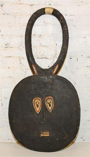 * A Baule Style Mask. Length 39 inches.