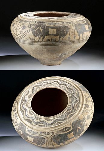 Huge Indus Valley Pottery Vessel Bulls, Fish TL Tested