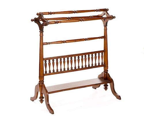 *American Turned Wood Quilt Rack