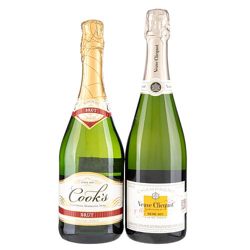 Lote de Vino Espumoso y Champagne. Cook's. Veuve Clicquot Ponsardín. En presentaciones de 750 ml. Total de piezas: 2.