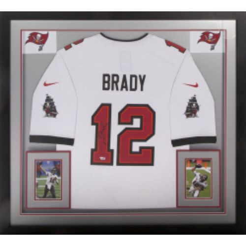 Tom Brady Signed Framed Tampa Bay Buccaneers Jersey Display (Fanatics)