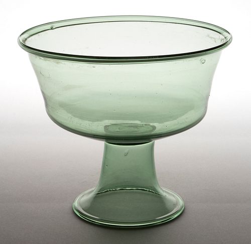 FREE-BLOWN GLASS FOOTED MILK PAN