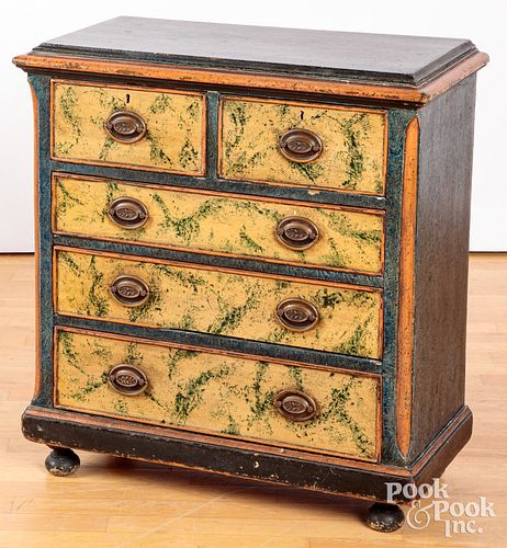 Small painted pine bachelors chest, 19th c.