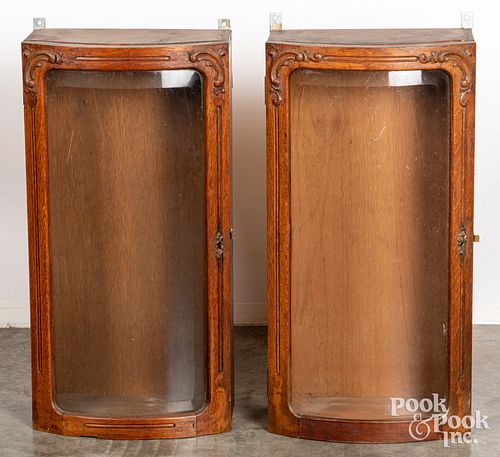 Pair of oak hanging cabinets, early 20th c.