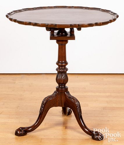 Chippendale style mahogany piecrust table