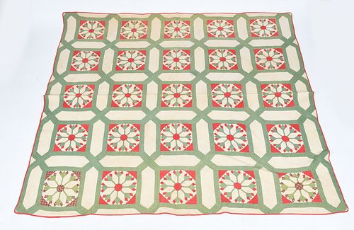 Red and Green Calico 'Garden Maze' Quilt