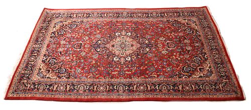 A Sarouk Rug, Central Persia, 9ft x 6ft