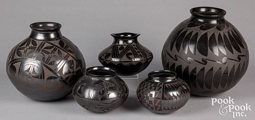 Mata Ortiz Indian matte on black pottery ollas