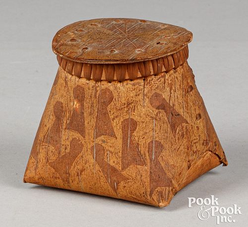 Algonquin birch bark lidded trinket box