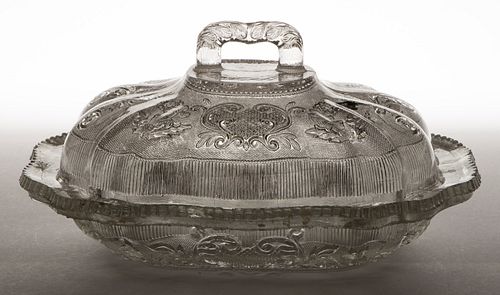 PRESSED LACY PRINCESS FEATHER MEDALLION AND BASKET OF FLOWERS OBLONG COVERED VEGETABLE DISH