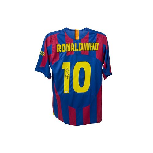 Ronaldinho Barcelona Signed Jersey BAS