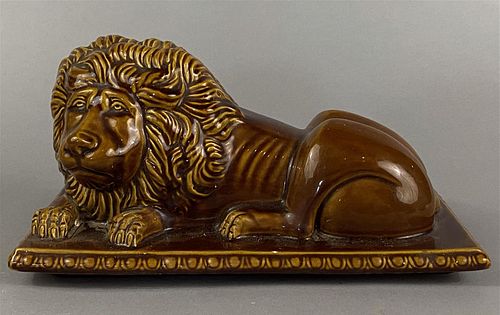 Rockingham/Bennington Reclining Lion Figure