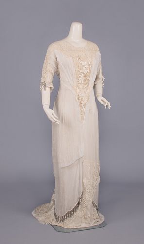 BRUSSELS MIXED LACE, SILK & CHIFFON EVENING GOWN, c. 1912
