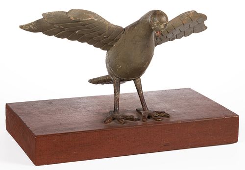 AMERICAN FOLK ART CARVED AND PAINTED FIGURE OF A BIRD