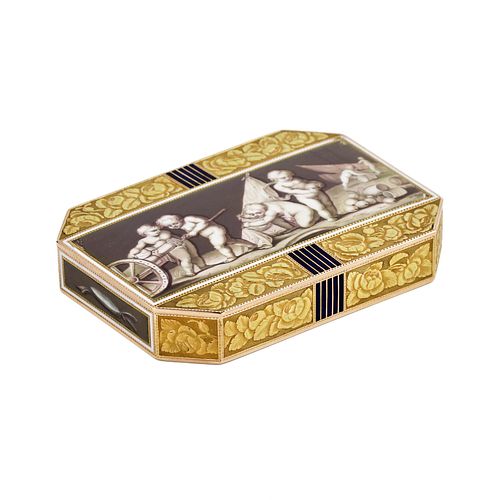 Golden  French snuffbox with enamel grisaille  Empire period.