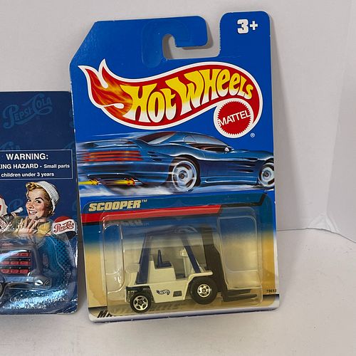 Blister Pack Matchbox MB 60 Holden Pickup Equipage Paris Dakar, 39 Rolls Royce And Superfast 5 Lotus Europa And Seven Other Die Cast Vehicles, The MB 