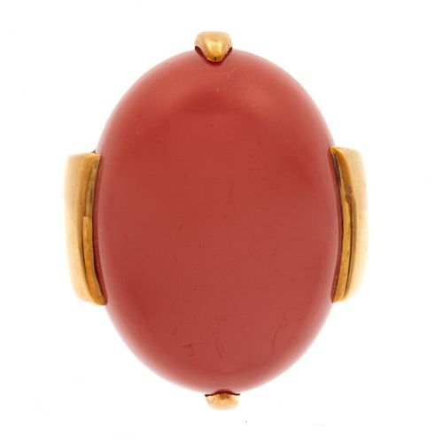 Gump's Coral, 18k Yellow Gold Ring