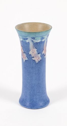 Sadie Irvine Newcomb Pottery Glazed Vase Shape 32